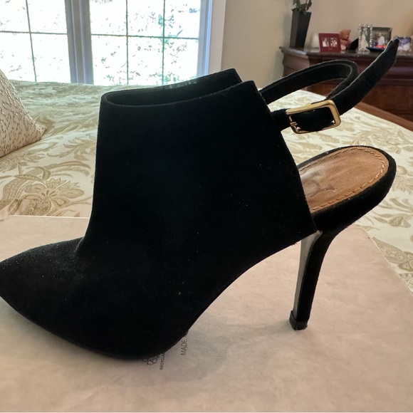 Vince Camuto open back booties - Picture 3 of 12